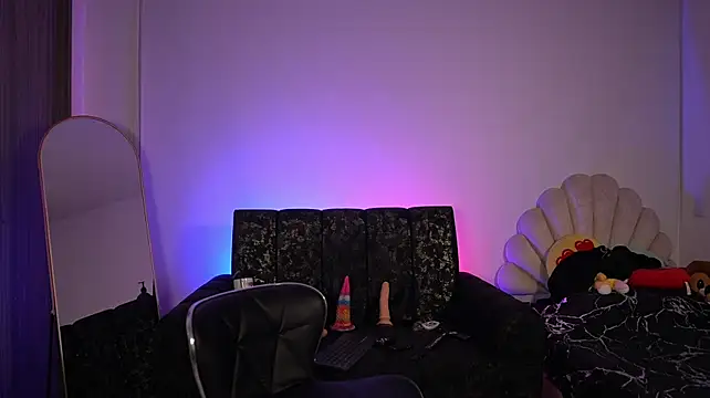 Mikey_Morningstar 라이브 XXX 채팅