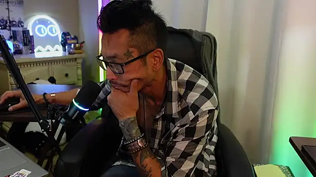 Ghost11_11's Webcam Show