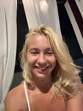 แชท XXX สดของ MargotRose