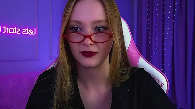 AgataFoxley's Live XXX Chat