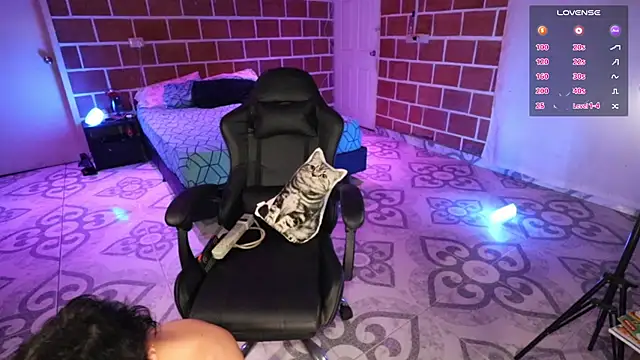 XXX chat uživo modela Ryan_picato