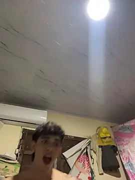 valdren_vylord Pertunjukan Webcam