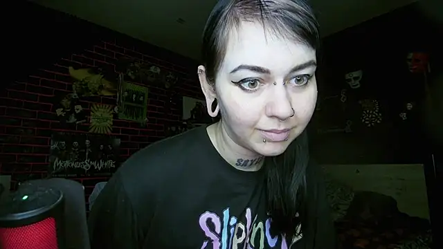 MessalinaOfficial élő XXX-chatje