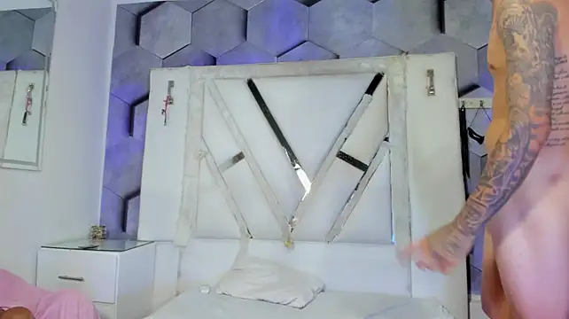 SadieAndAxel Chat XXX live