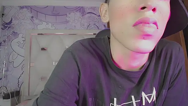 Asher_athlets – Naživo XXX chat