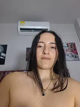 Naty_wet_17's Live XXX Chat