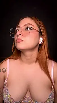 Živý XXX chat izyzys_baker