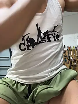 Paul22cm- Chat XXX in diretta