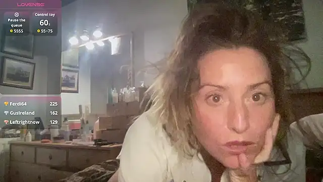 Luna-Rossi's Live XXX Chat