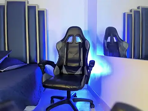 Czat XXX na żywo – Luca_noir