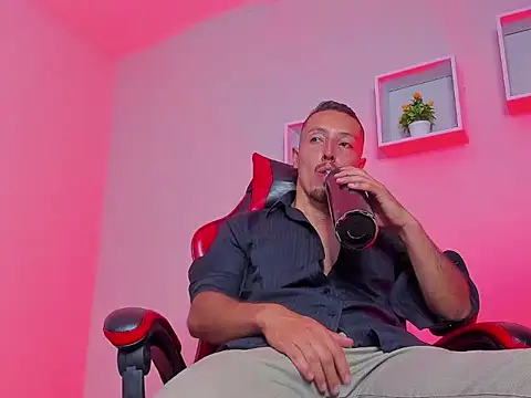Master_Orioon: απευθείας συνομιλία ΧΧΧ