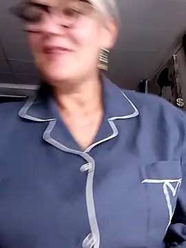 irinamaux Chat XXX in diretta
