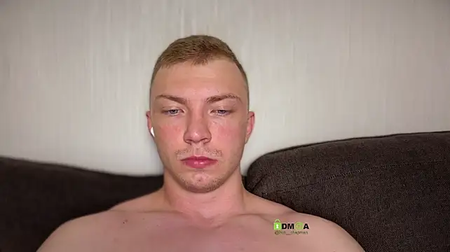 iron__chap live XXX chat