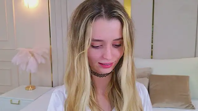 MarybethSnow Chat XXX in diretta