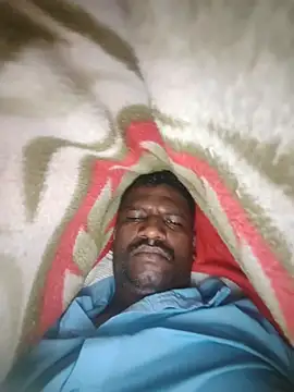 Chat +18 de Paramkeerthi ao vivo
