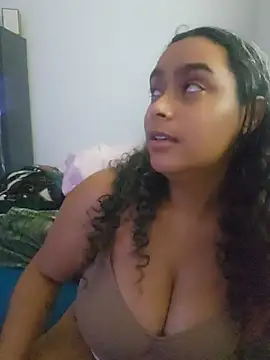 Chatroom XXX en direct de cinnaminnie