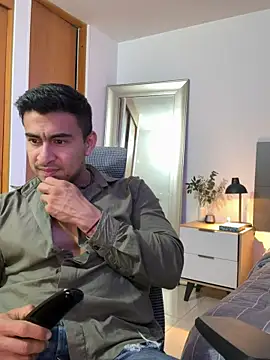 Chris_Clarck Live XXX-Chat