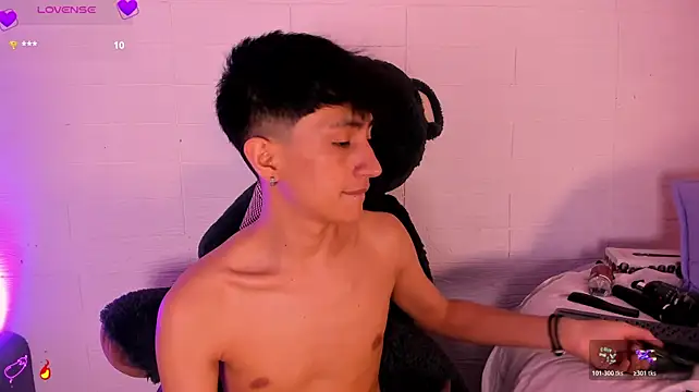 JohanSedas' Live XXX Chat