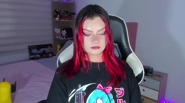 OphelianaRose33's Live XXX Chat