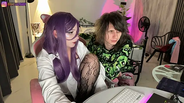 h3ntai_baby Chat XXX in diretta