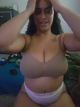 cinnaminnie Live XXX-chat