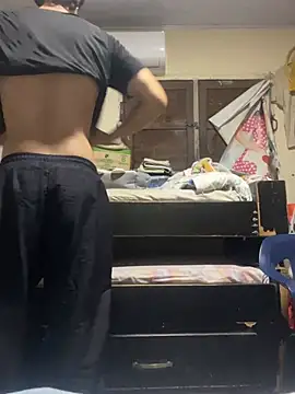valdren_vylord Adlı Modelin Canlı XXX Sohbeti