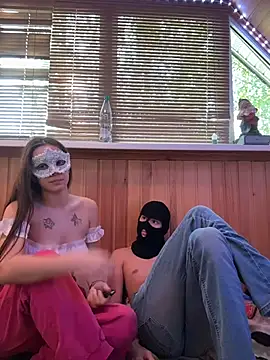 Double_Troubleee – Naživo XXX chat