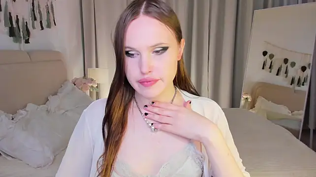 EffieMinki – Naživo XXX chat