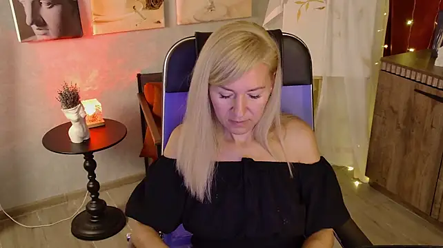 DonnaSmitth's Live XXX Chat
