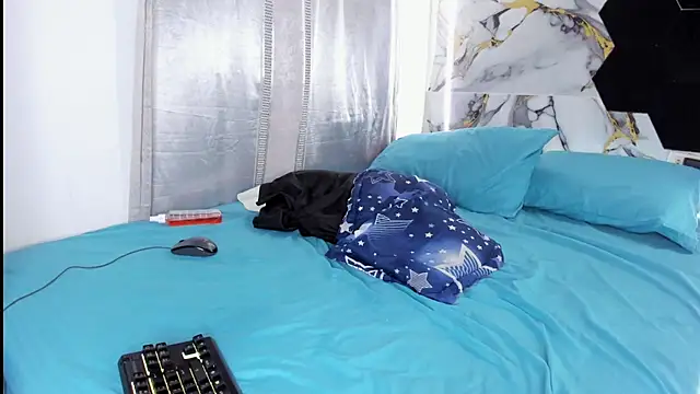Goldendesirexx__ Live XXX Chat