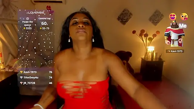 Miagrace Adlı Modelin Canlı XXX Sohbeti