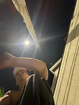 Horny_nick19: διαδικτυακό σόου στην κάμερα