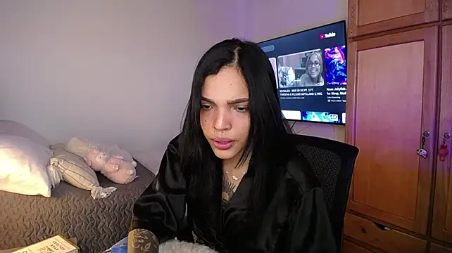 Sweet_bitter's Live XXX Chat