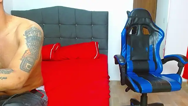 big--boss Live XXX-Chat