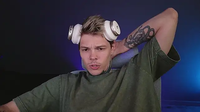 XXX chat uživo modela DENIS_HERE
