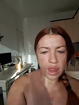 KiraXTender Adlı Modelin Canlı XXX Sohbeti