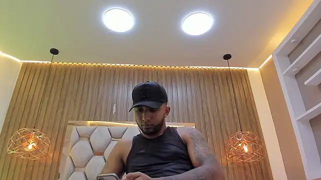 Chat +18 de Robin_Rief ao vivo
