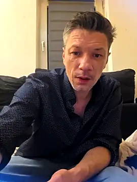 tomek84 Live XXX-Chat
