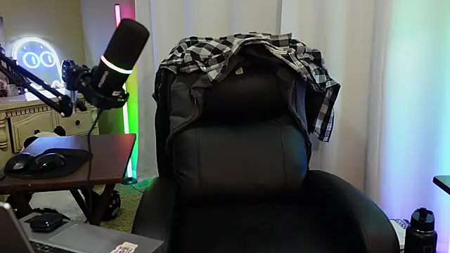 Ghost11_11's Live XXX Chat