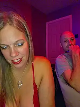 XXXHornyMilf Chat XXX in diretta