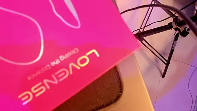 Ali_Martin Live XXX-Chat