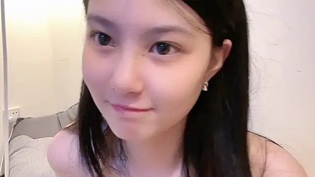 yuanbaobao66のライブXXXチャット