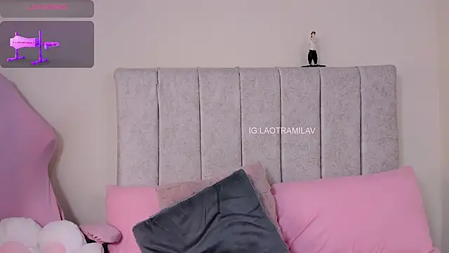 MilaVelour Adlı Modelin Canlı XXX Sohbeti