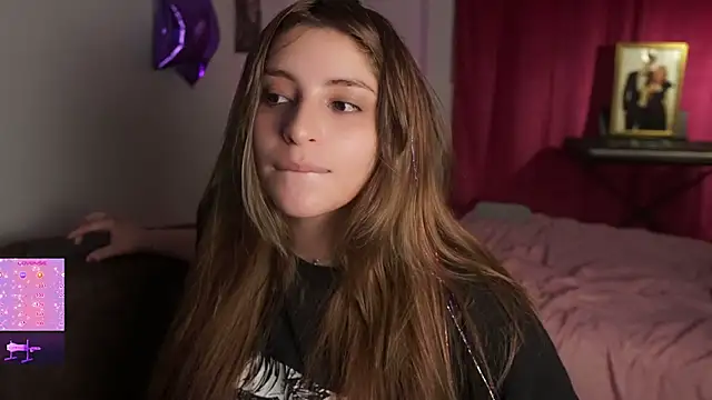 Chat +18 de AngelinaNoAngel ao vivo