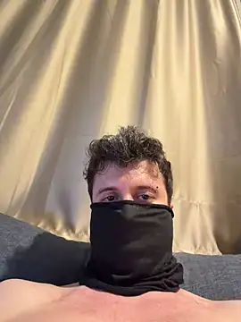 Mertt_'s Live XXX Chat