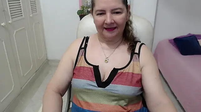 leonela_69's Live XXX Chat