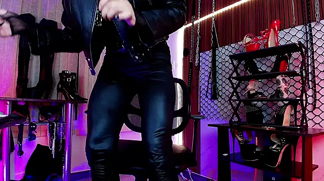 missdarklady's Live XXX Chat