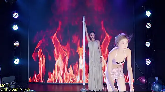 Red-666: онлайн-секс-чат