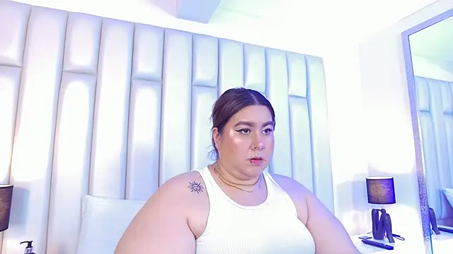 aandreaperez XXX чат на живо