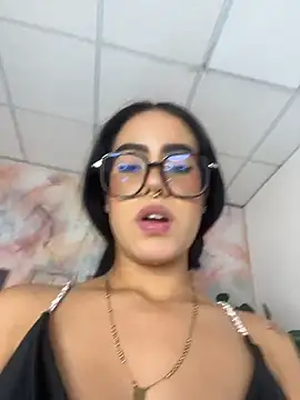 TopDollXXX – Live XXX-chat